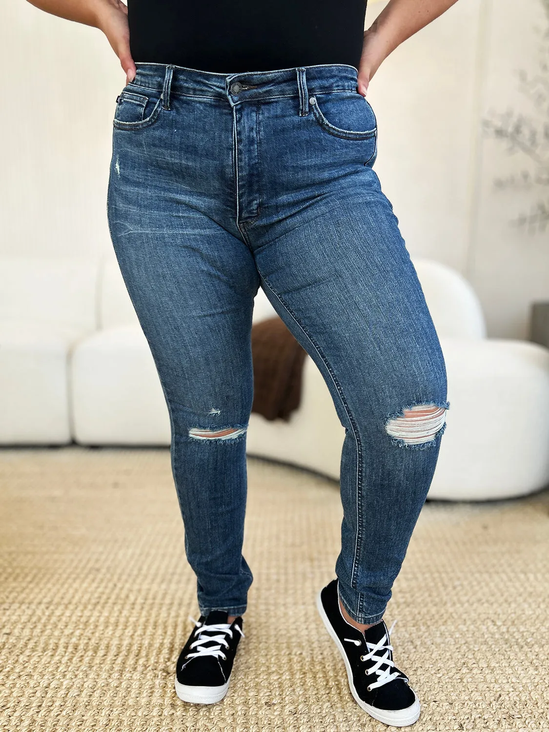 Judy Blue Full Size Mid Waist Distressed Slim Jeans