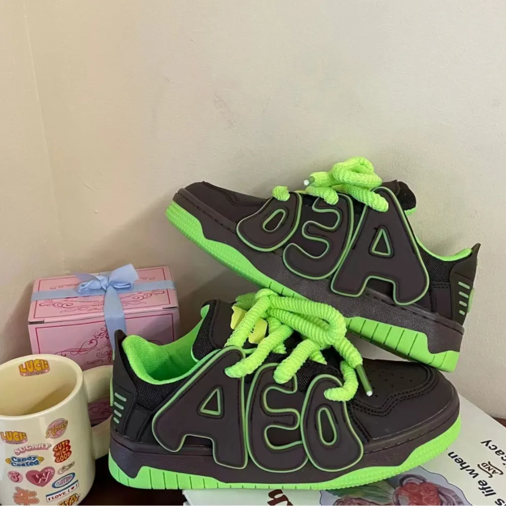 “Letter Stickers”Shoes