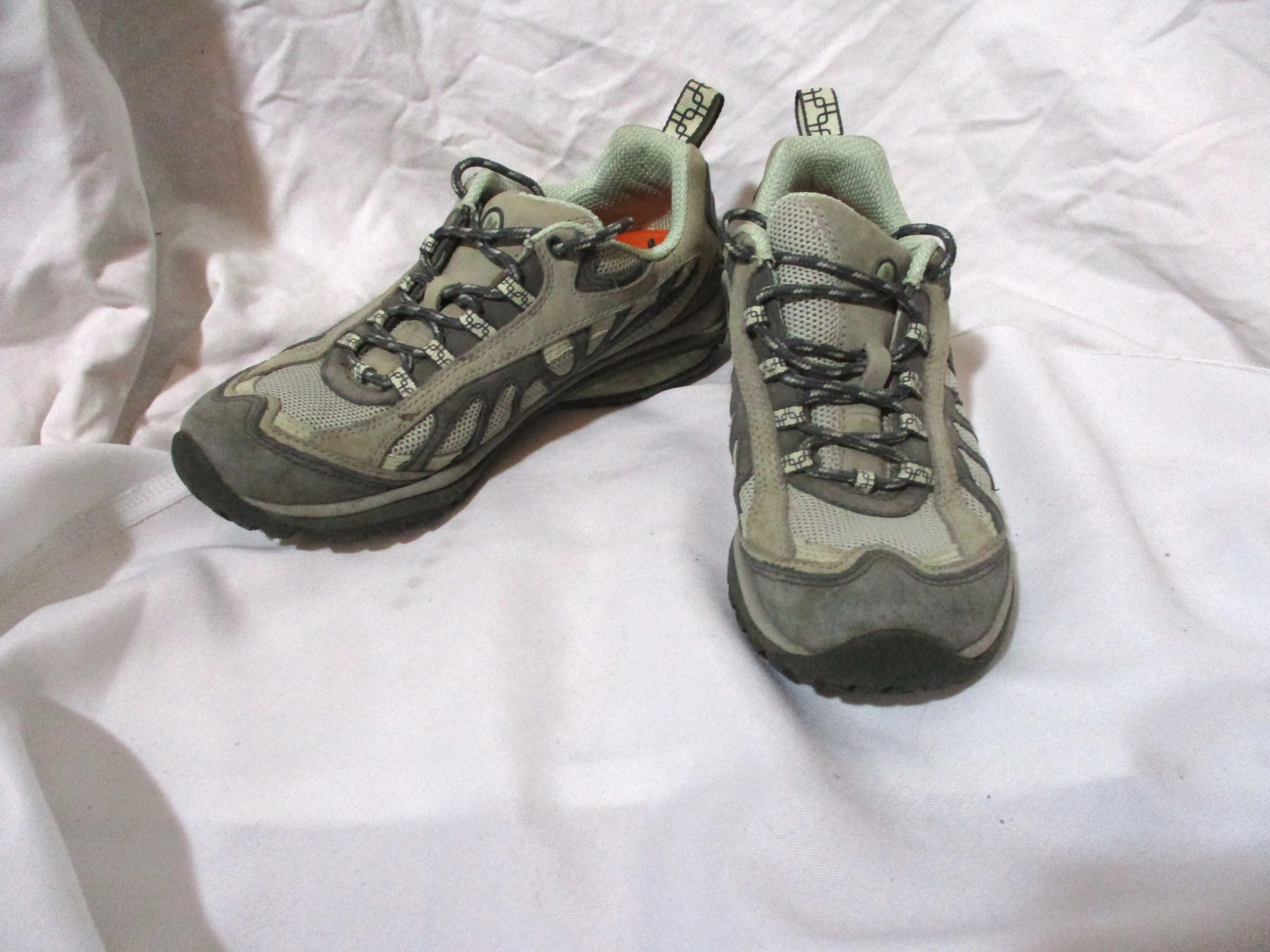 MERRELL SIREN VENTILATOR FIELD Hiking Running  Walking Shoe Trek 6.5 GREY MINT